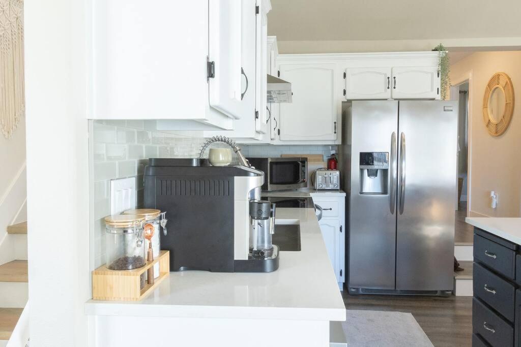 Waddle On Inn- Hot Tub, Pet Friendly, Fully Fenced, 5 Blocks To Beach! Ocean Park المظهر الخارجي الصورة