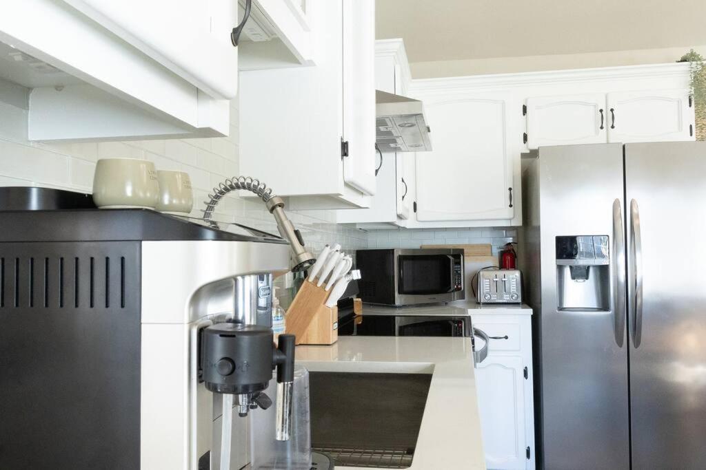 Waddle On Inn- Hot Tub, Pet Friendly, Fully Fenced, 5 Blocks To Beach! Ocean Park المظهر الخارجي الصورة